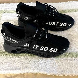 Just So So running shoes mens size 8